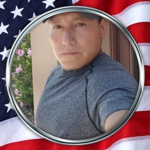 Meet your Posher, Luis